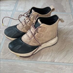 Sorel Tan and Brown Lace-Up Boots